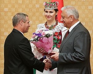 Шенец награждение
